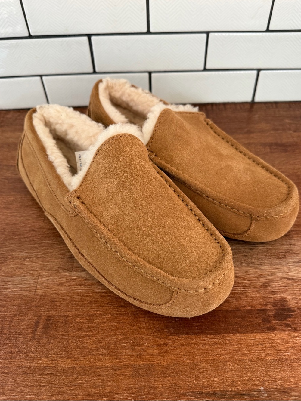 UGG mens Ascot Slipper, Chestnut, Size 7